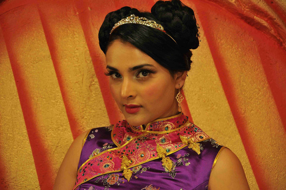 Ramya Actress hd photo