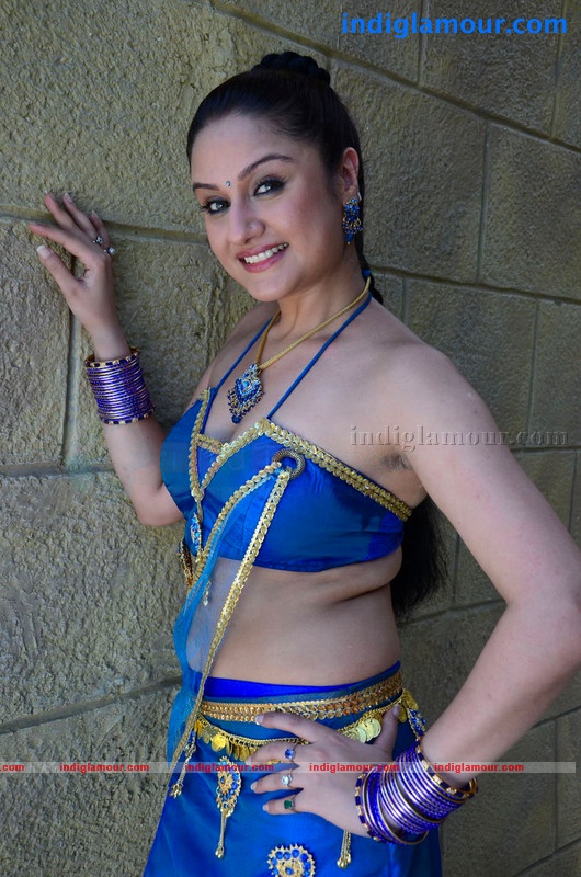 Sonia Agarwal Actress hd photo