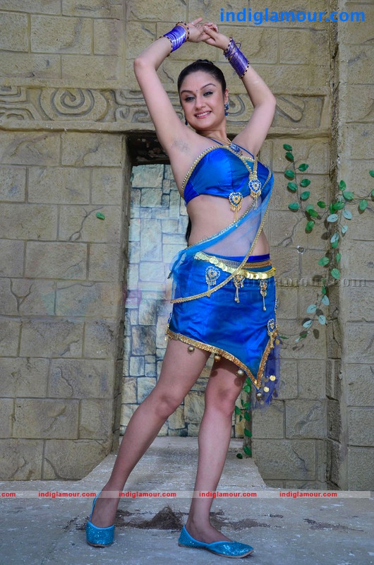 Sonia Agarwal Actress hd photo