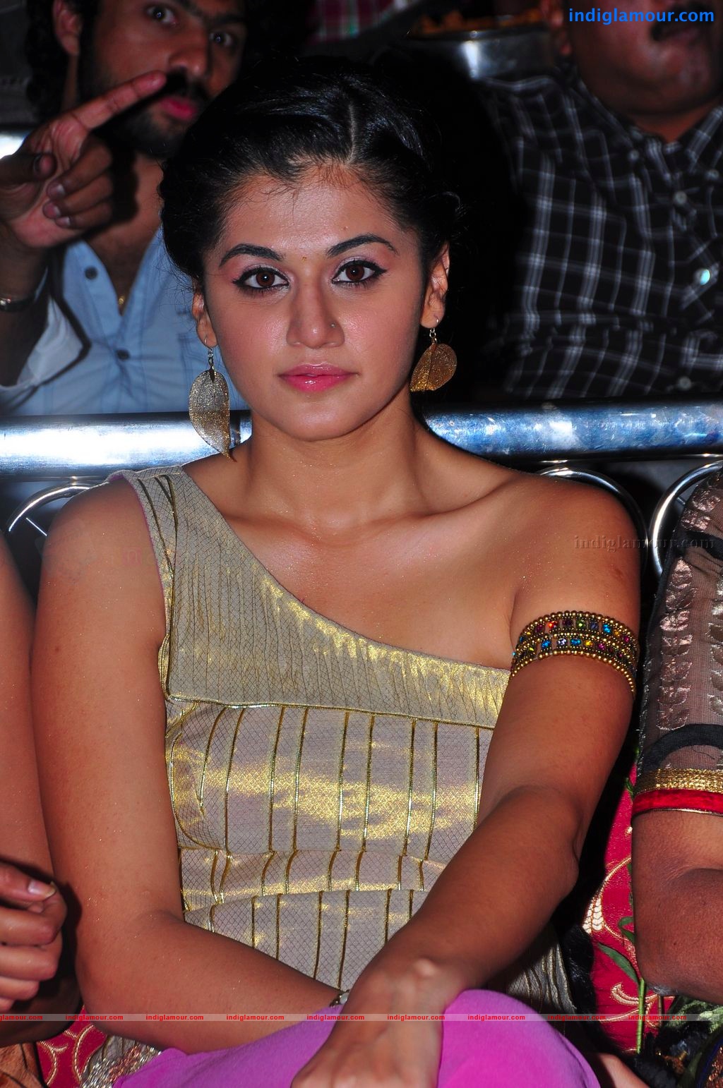 Tapsee Actress hd photo