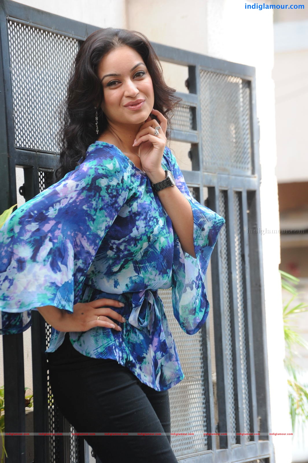 Maryam Zakaria Actress hd photo