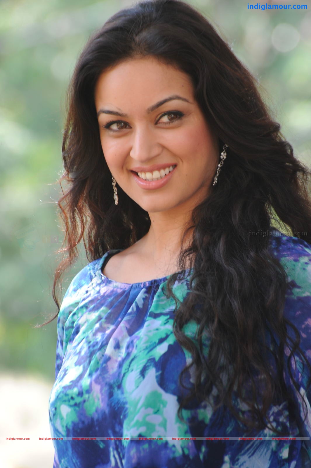 Maryam Zakaria Actress hd photo