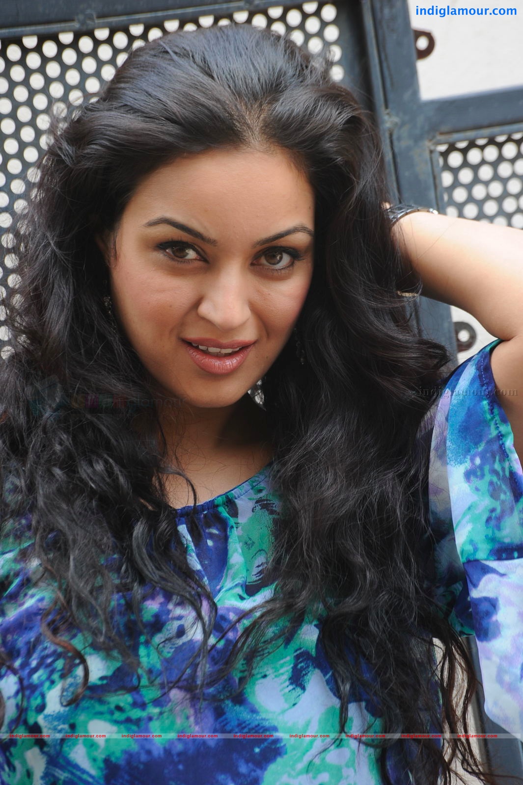 Maryam Zakaria Actress hd photo