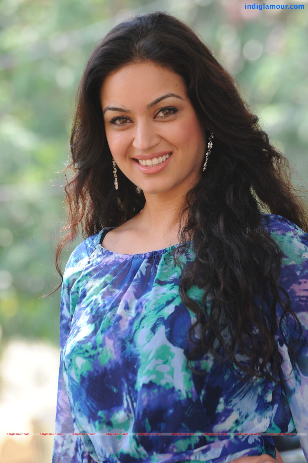 Maryam Zakaria Actress hd photo