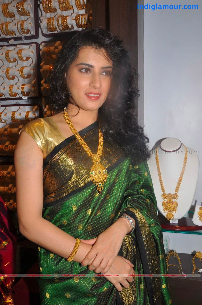 Veda Archana Sastry Actress hd photo