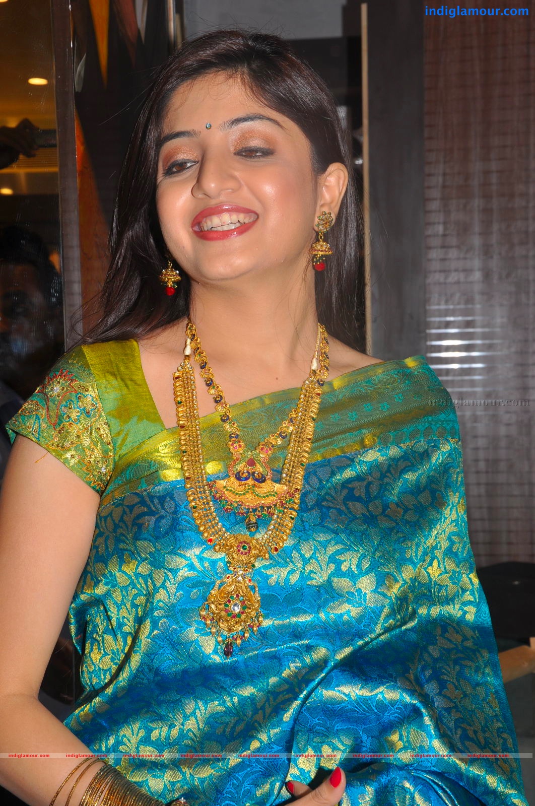 Poonam Kaur Actress hd photo