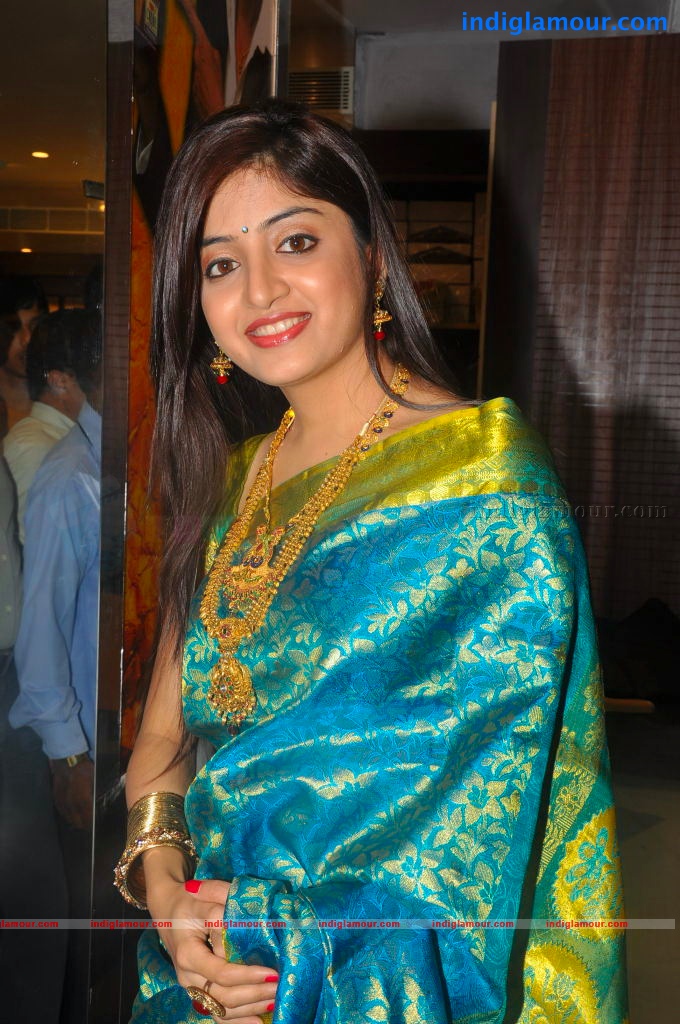 Poonam Kaur Actress hd photo