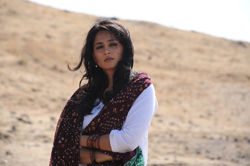 Anushka Actress hd photo