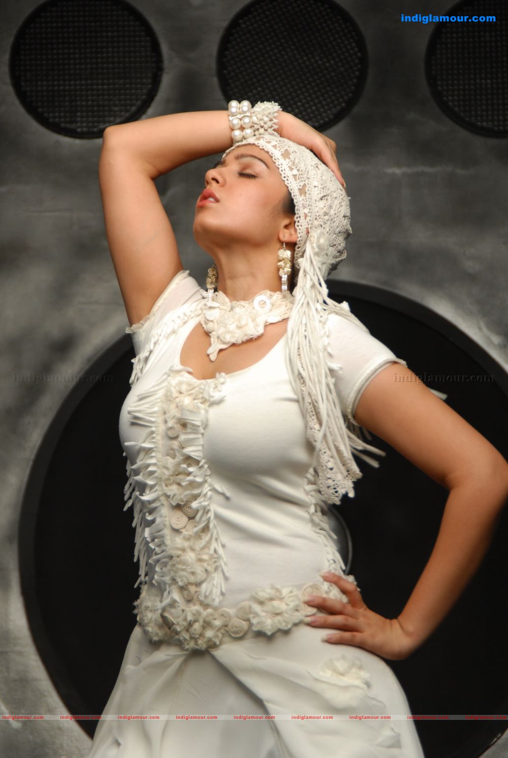 Charmi Actress hd photo