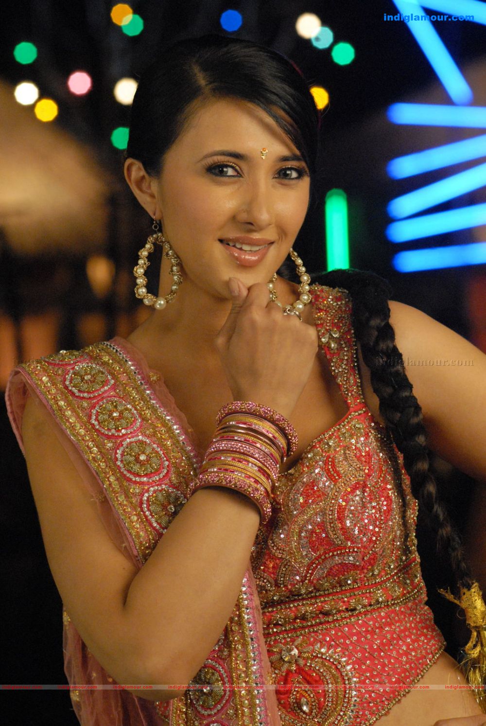 Sakshi Sivanand Actress hd photo