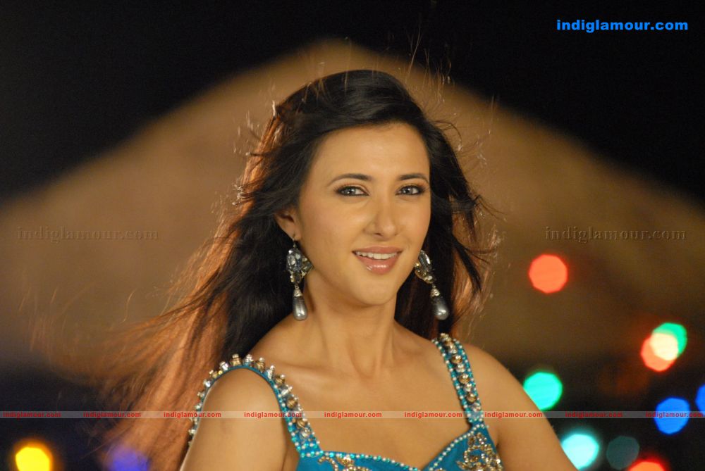 Sakshi Sivanand Actress hd photo
