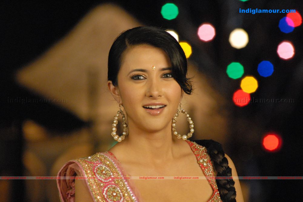 Sakshi Sivanand Actress hd photo