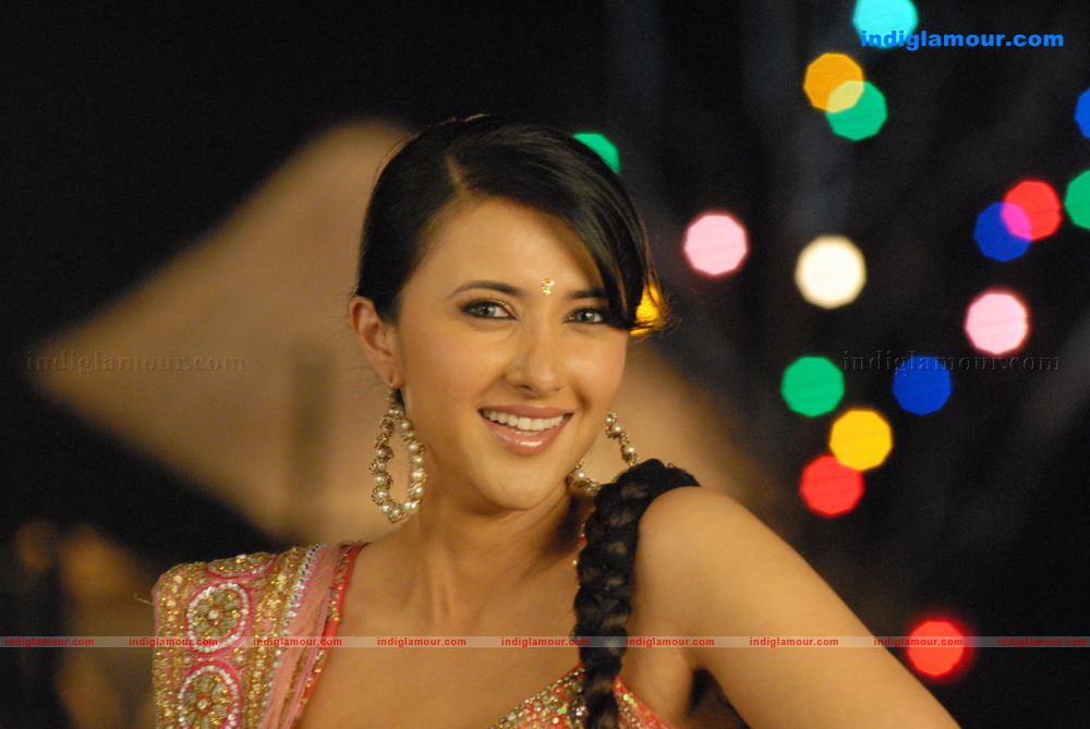 Sakshi Sivanand Actress hd photo
