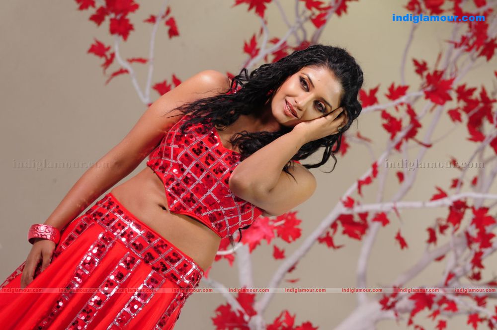 Vimala Raman Actress hd photo