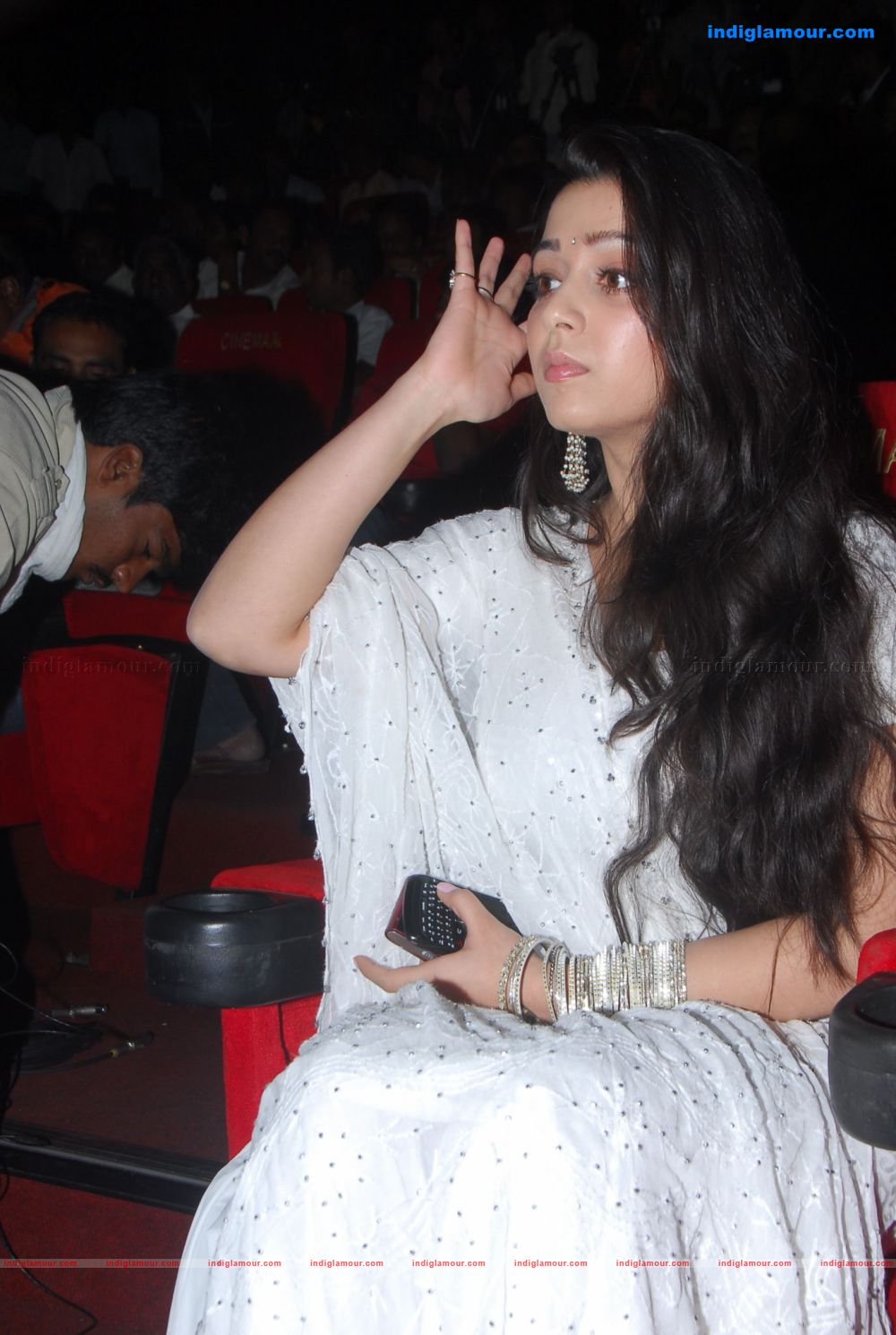 Charmi Actress hd photo