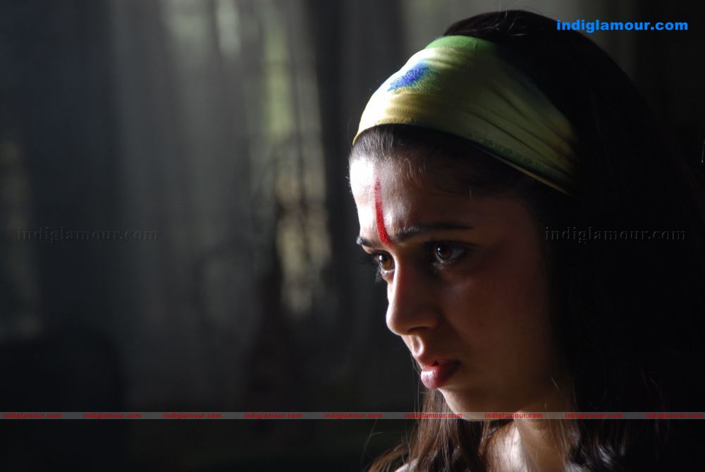 Charmi Actress hd photo