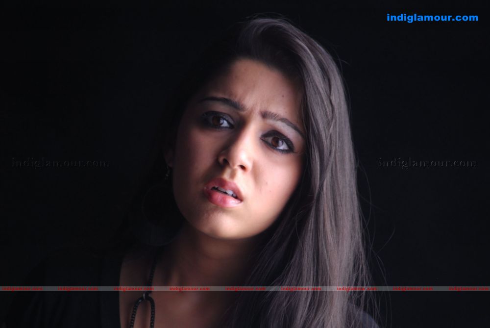 Charmi Actress hd photo