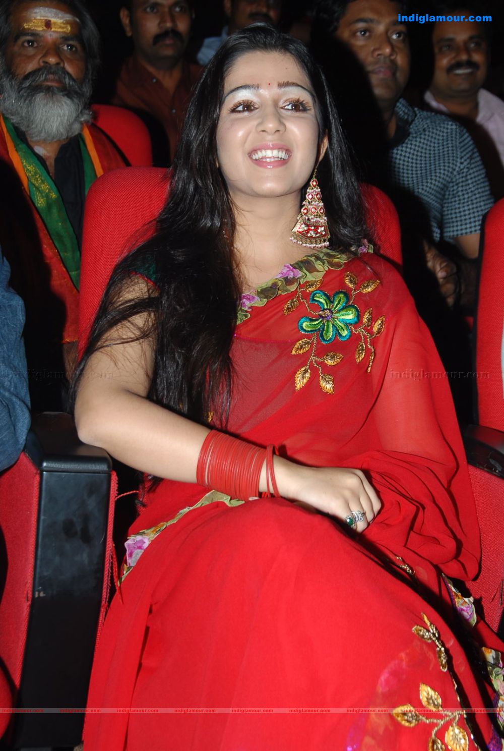 Charmi Actress hd photo