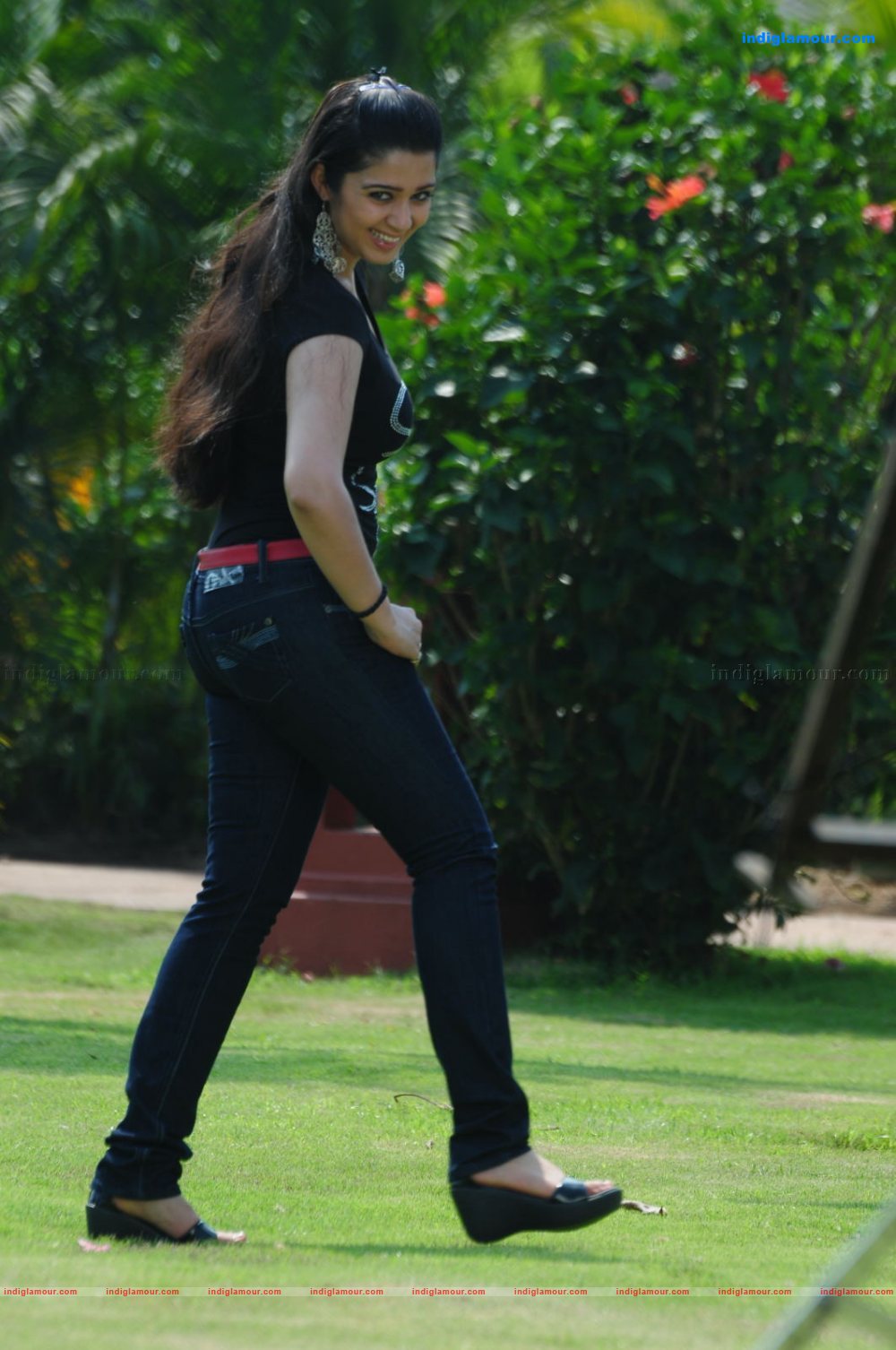 Charmi Actress hd photo