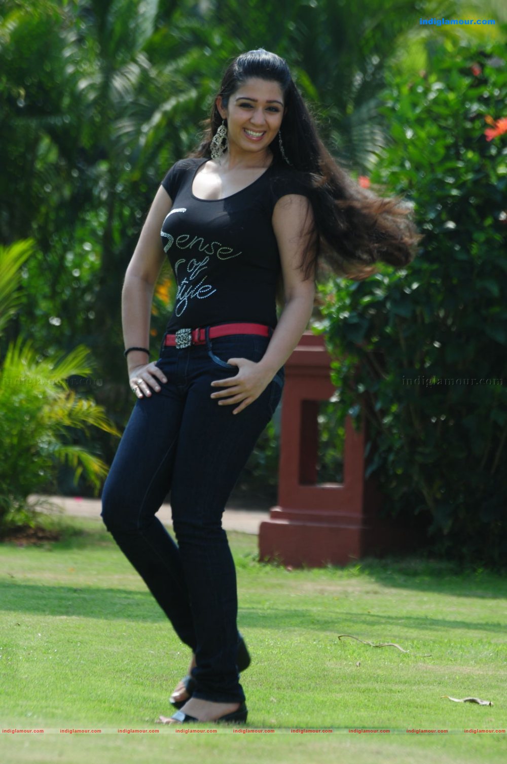 Charmi Actress hd photo