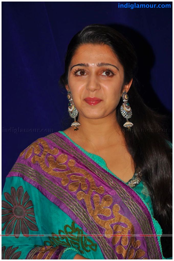 Charmi Actress hd photo