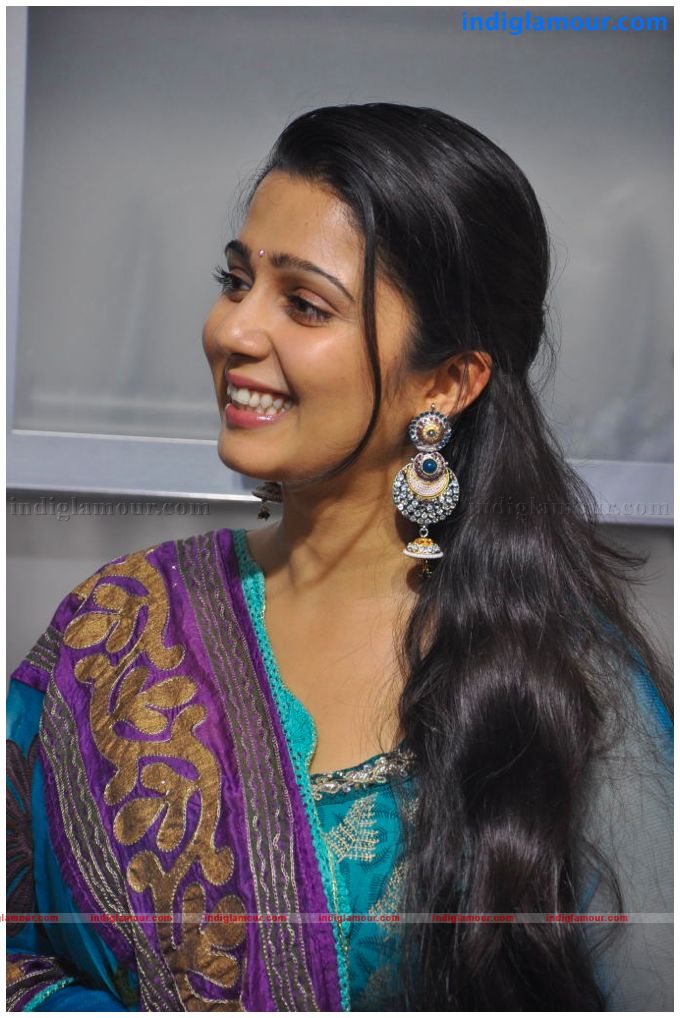 Charmi Actress hd photo
