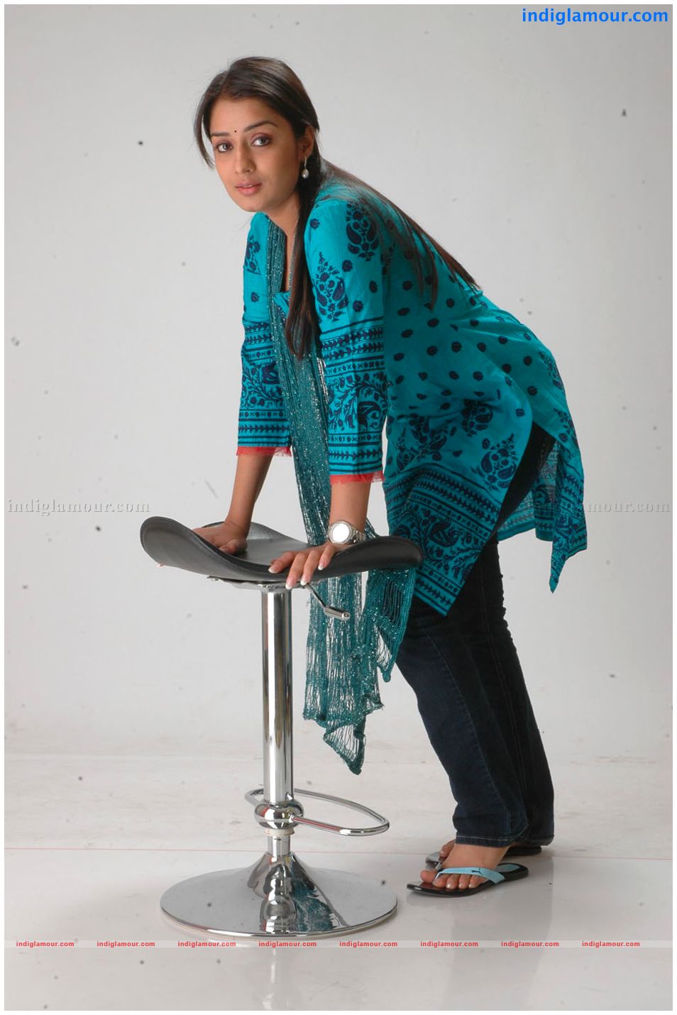 Nikitha Actress hd photo