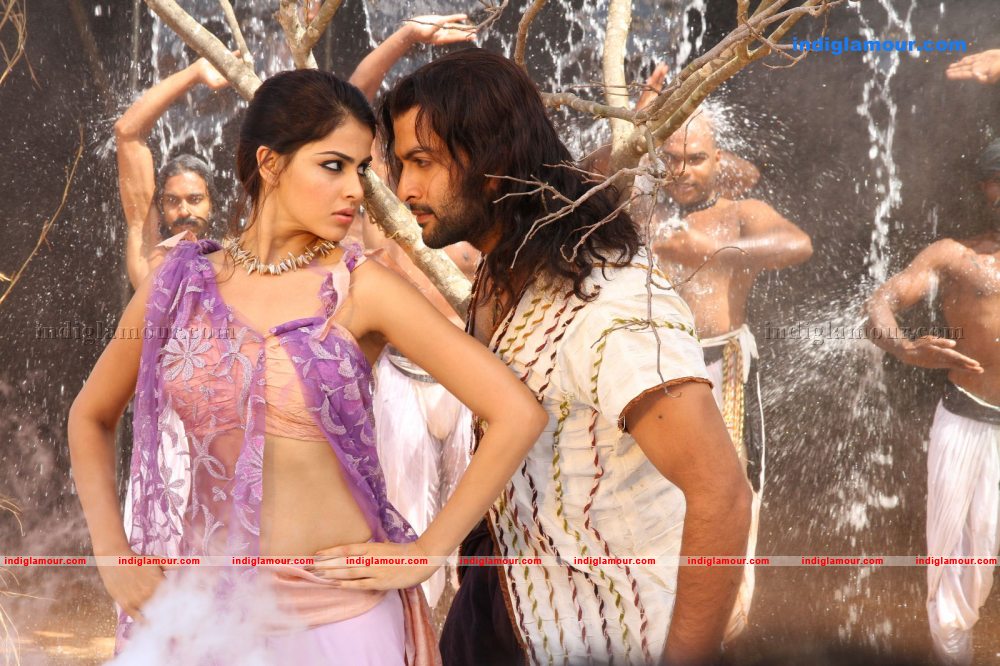 Genelia Actress hd photo