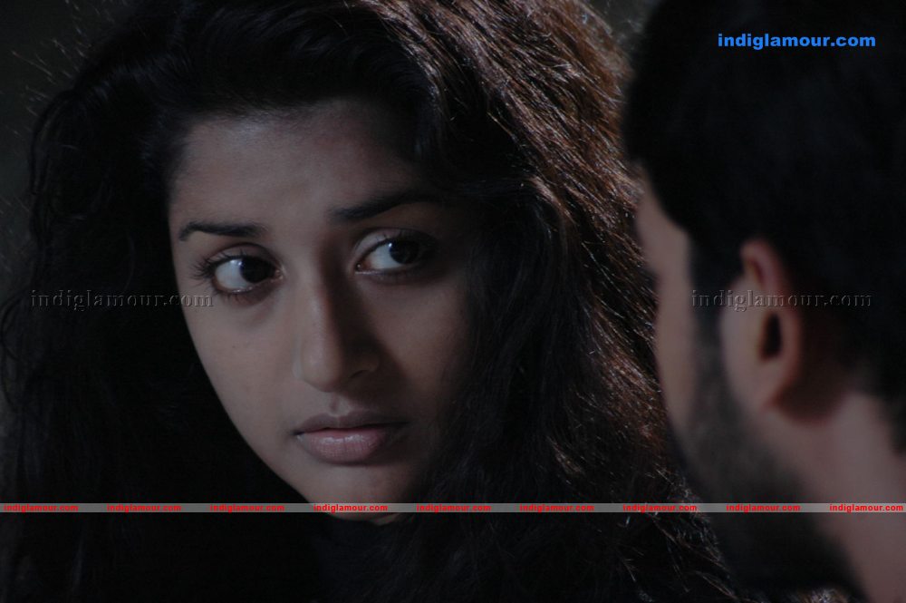 Meera Jasmine Actress hd photo