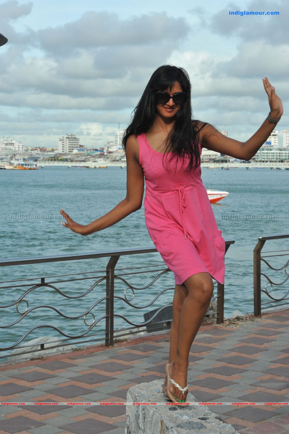 Vimala Raman Actress hd photo