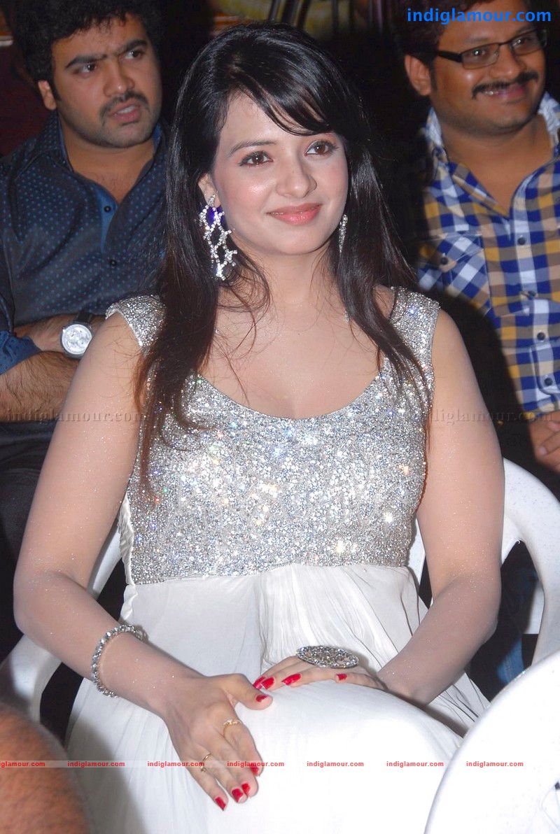 Saloni Actress hd photo