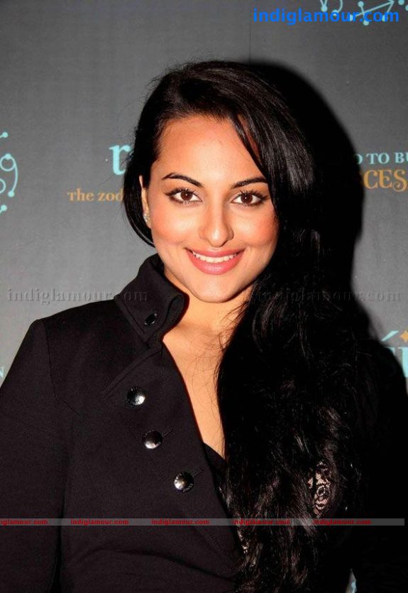 Sonakshi Sinha Actress hd photo