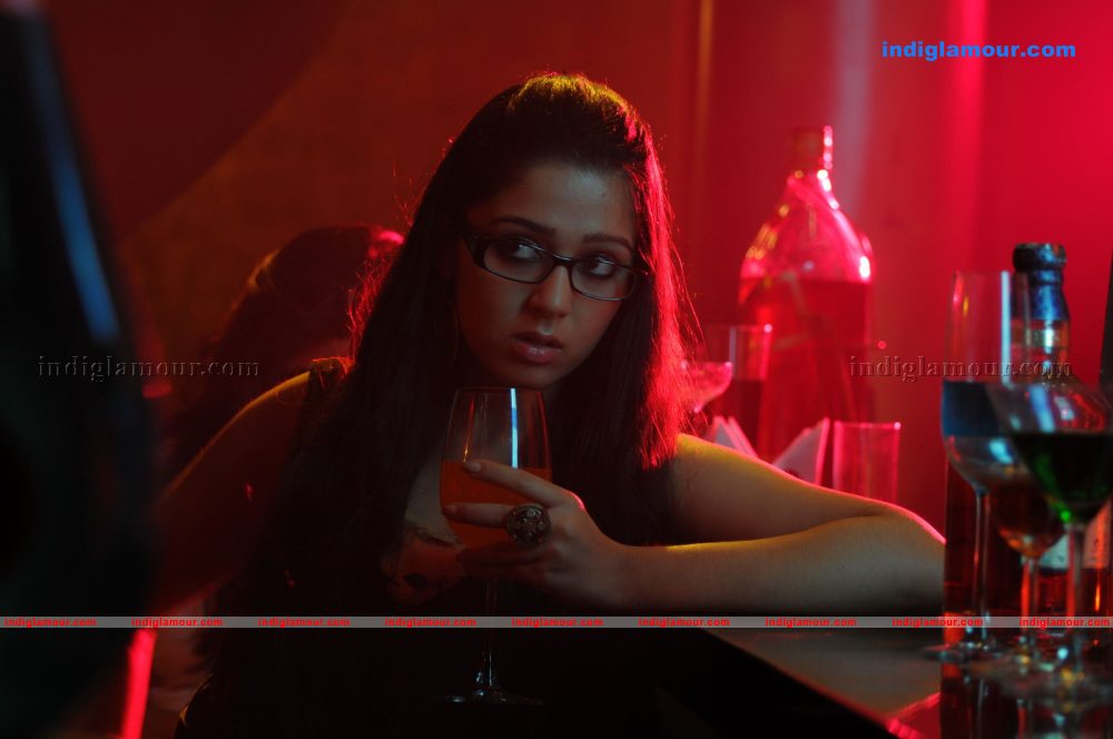 Charmi Actress hd photo