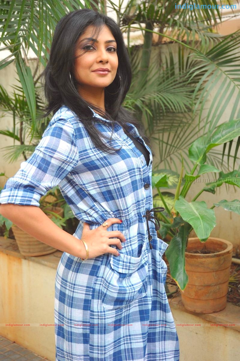 Kamalinee Mukherjee Actress hd photo