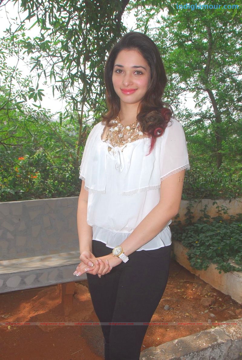 Tamanna Actress hd photo