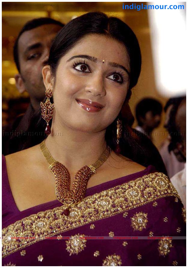 Charmi Actress hd photo