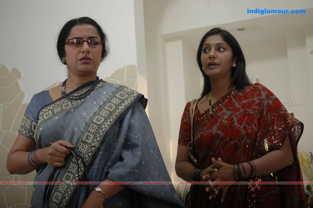 Suhasini Actress hd photo