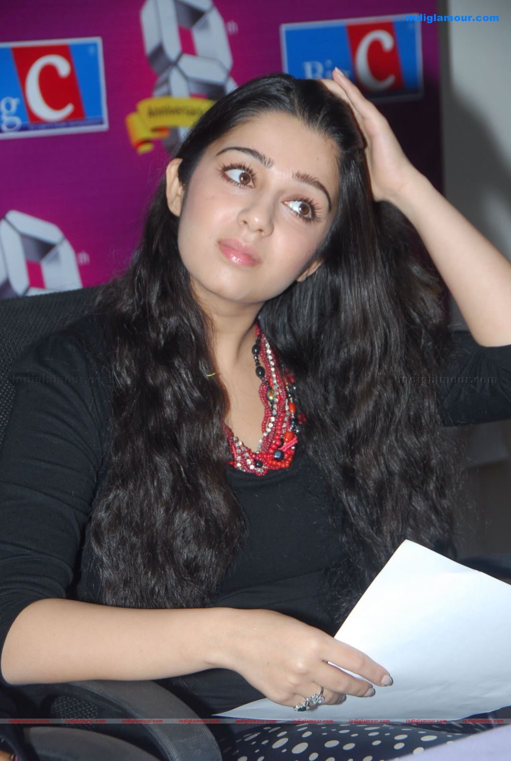 Charmi Actress hd photo