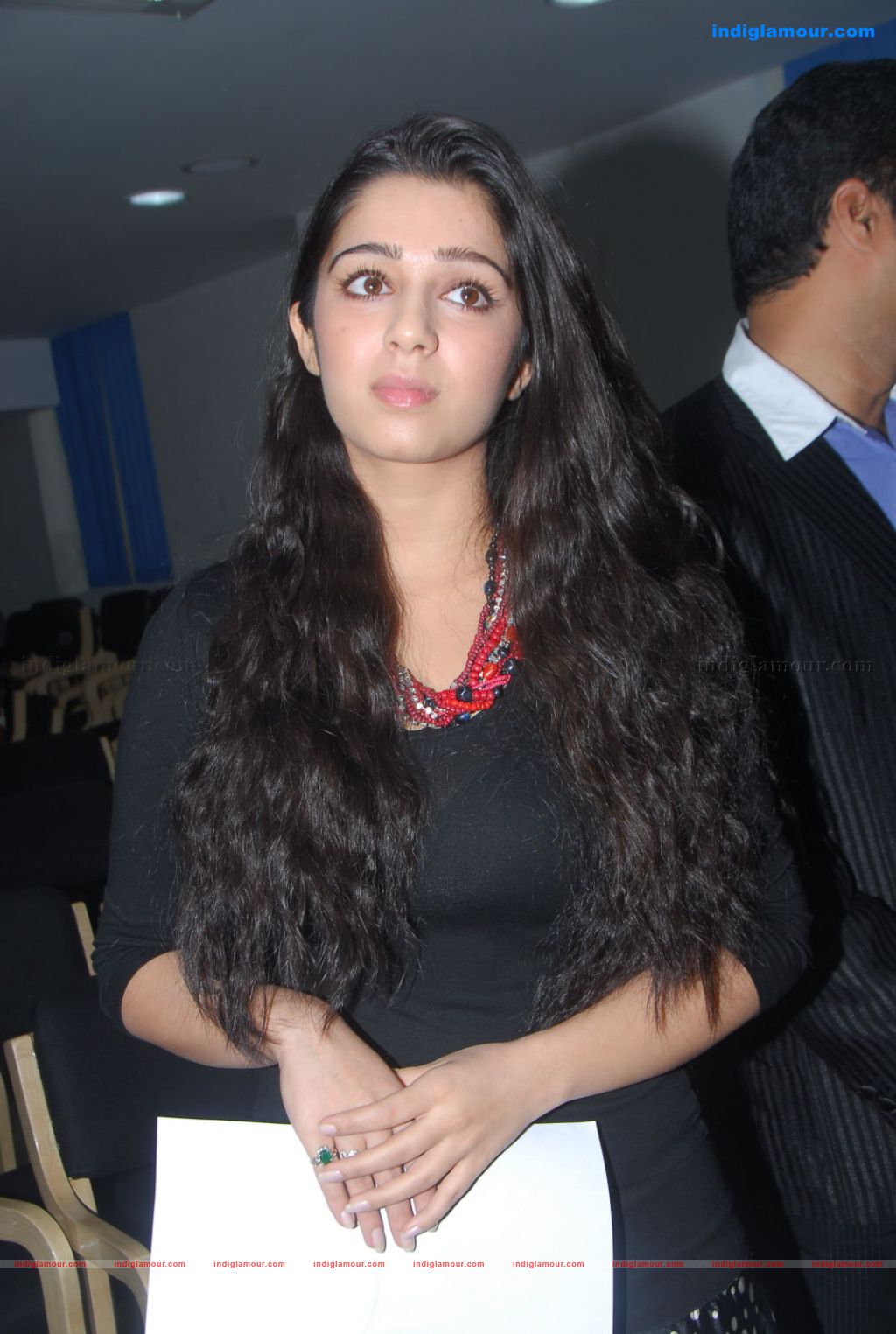 Charmi Actress hd photo