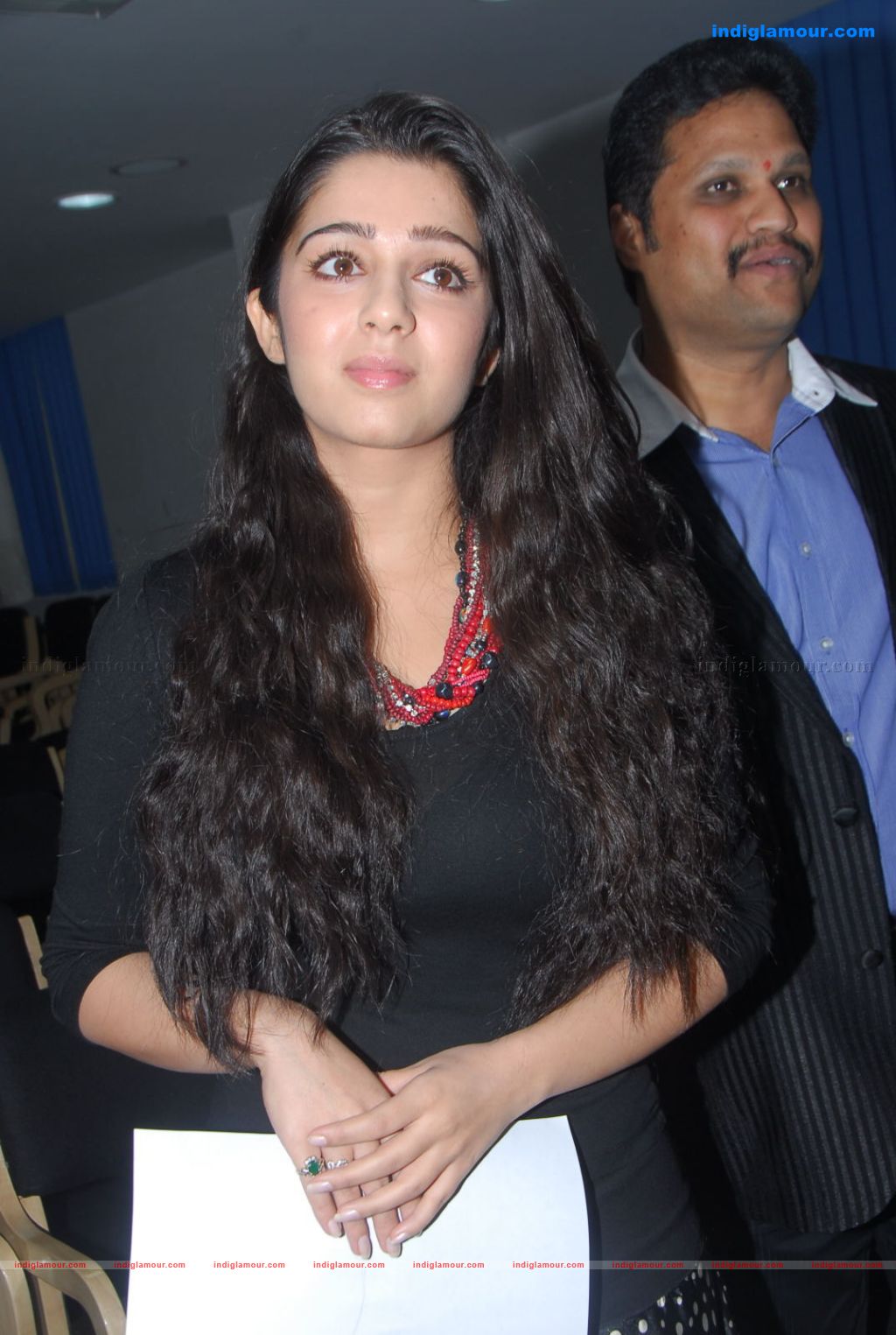 Charmi Actress hd photo