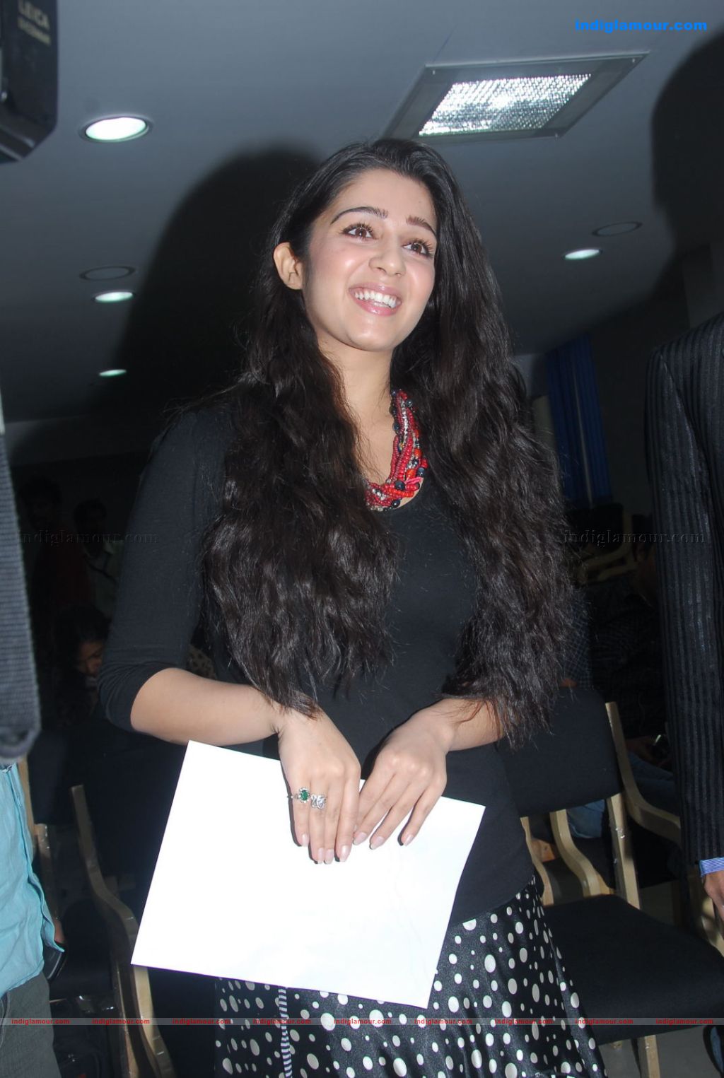 Charmi Actress hd photo
