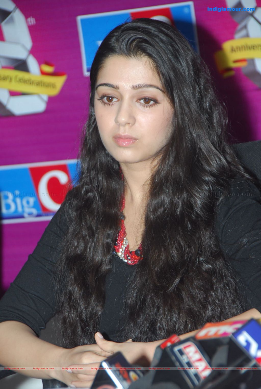 Charmi Actress hd photo