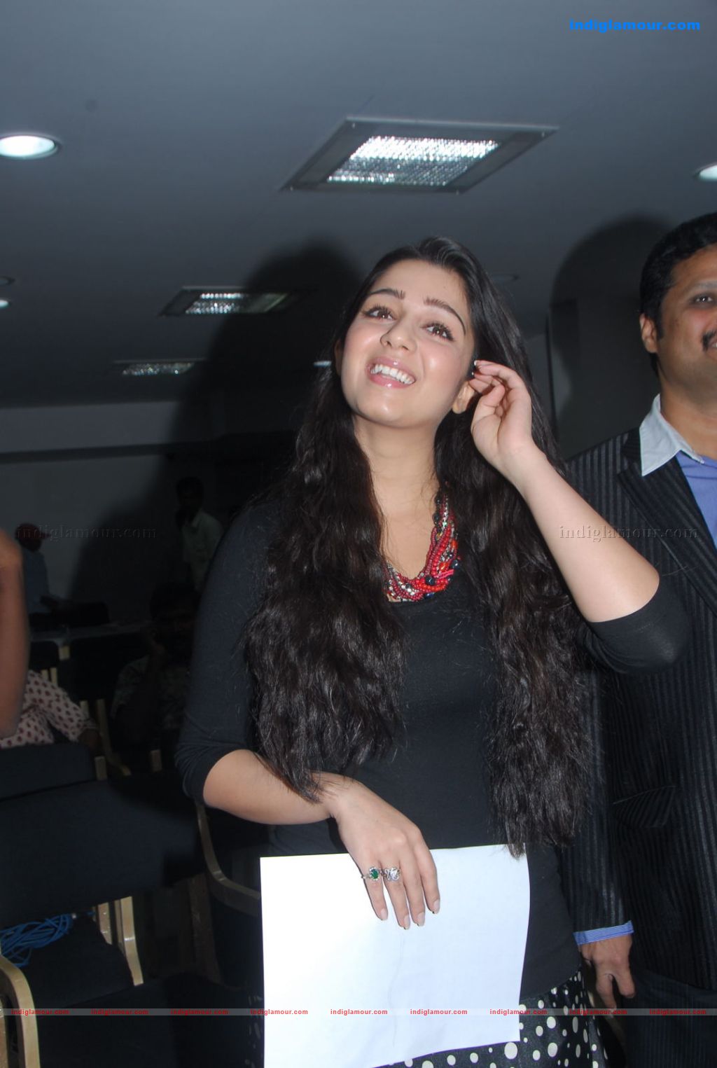 Charmi Actress hd photo