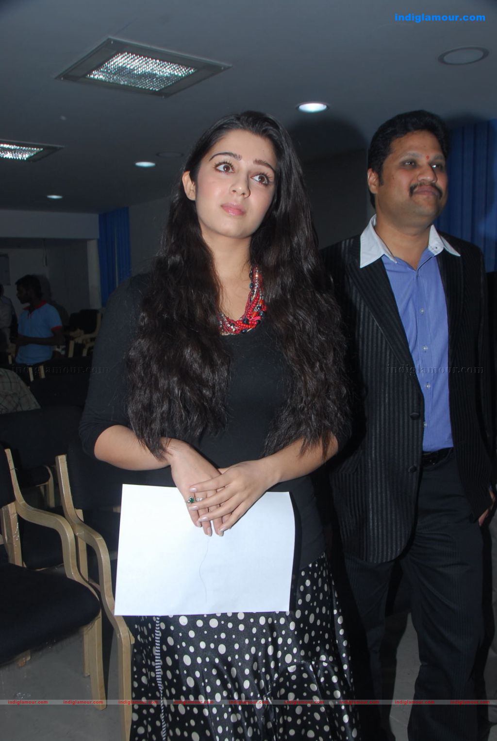 Charmi Actress hd photo
