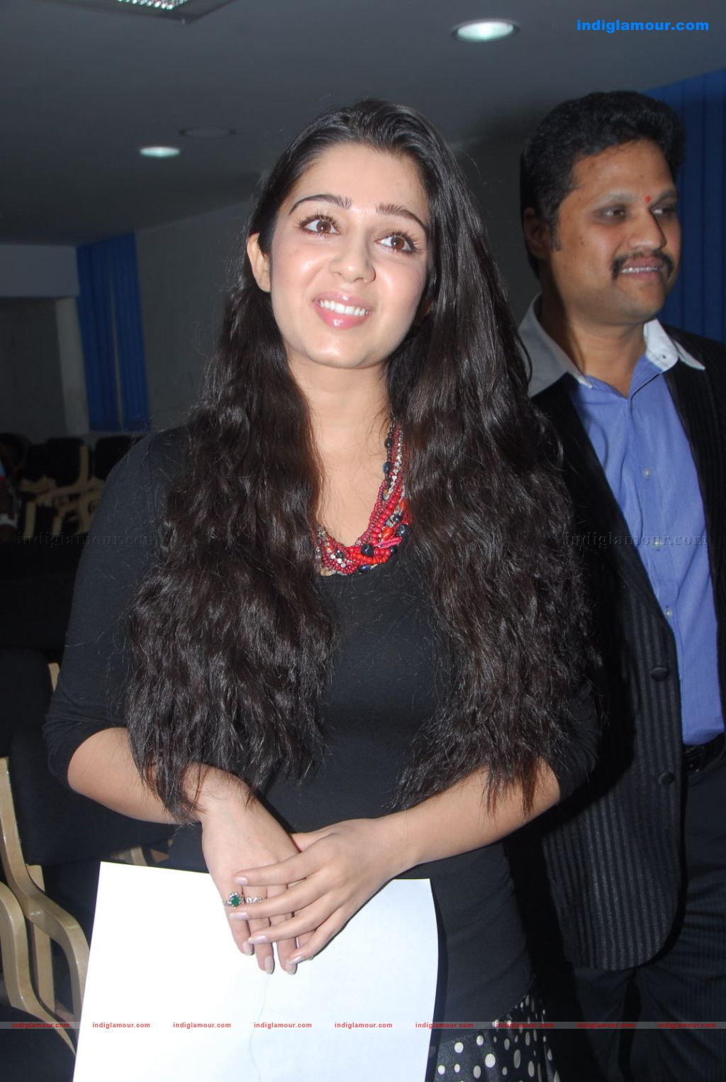 Charmi Actress hd photo