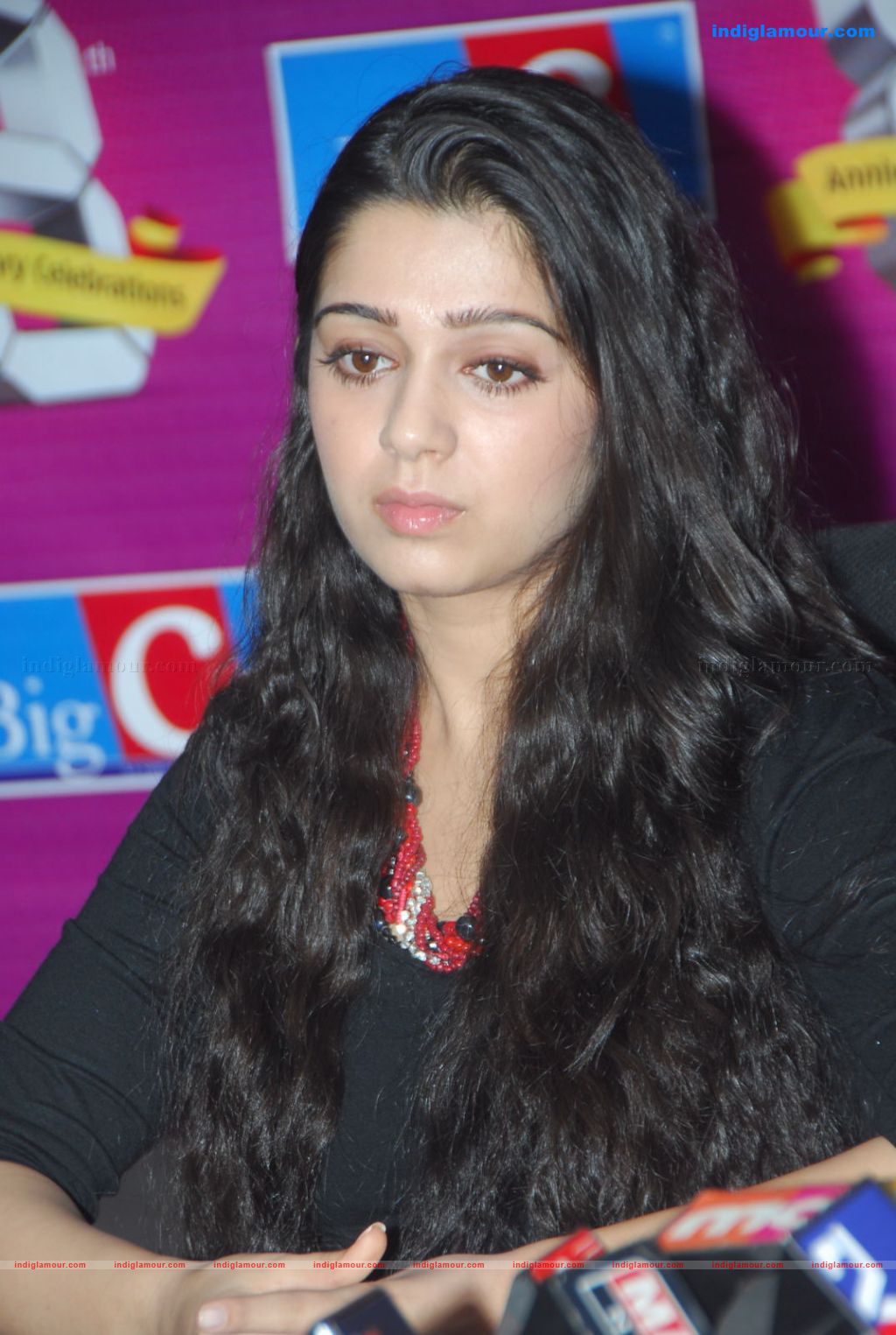 Charmi Actress hd photo
