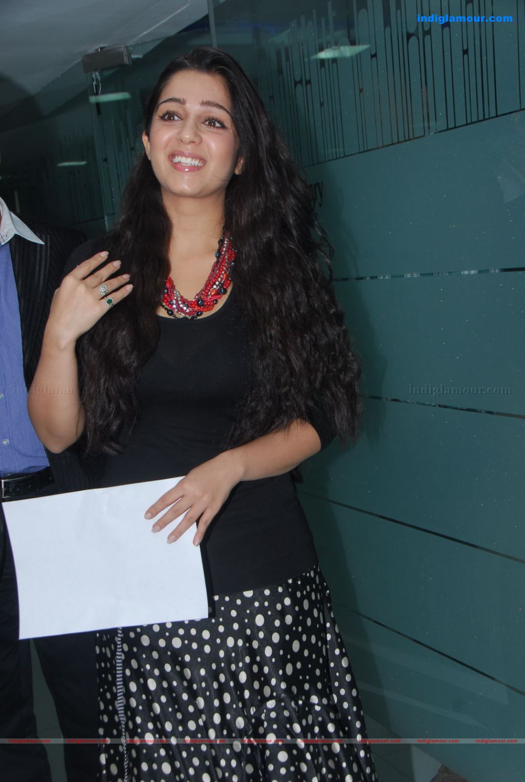 Charmi Actress hd photo