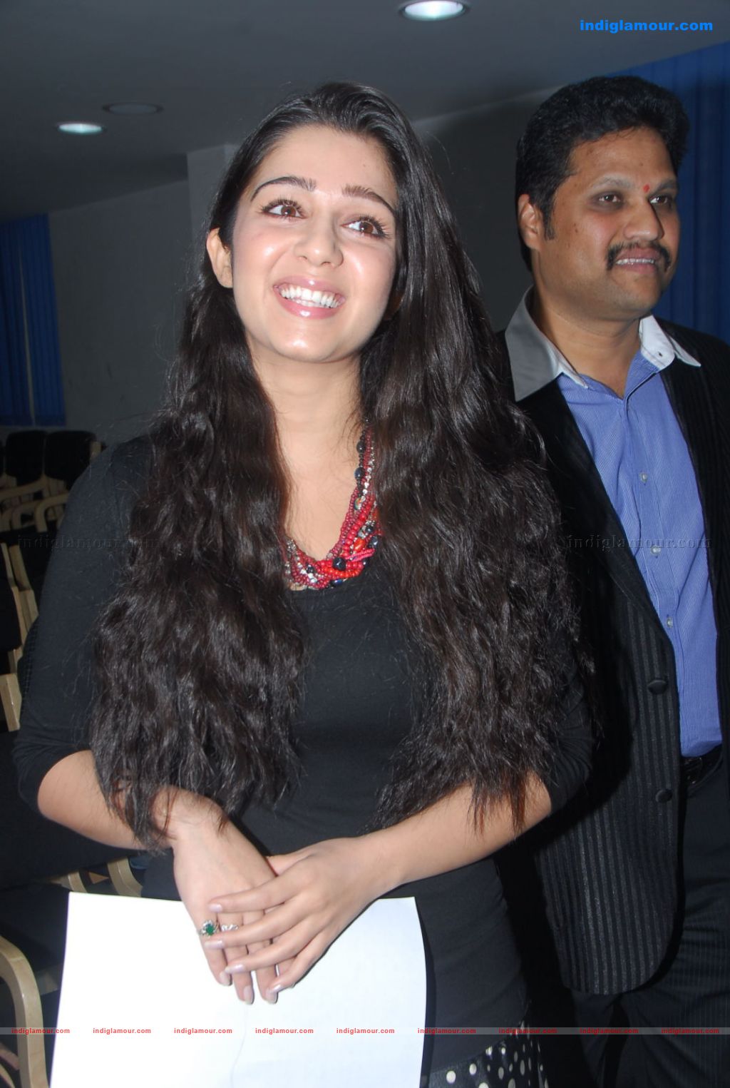 Charmi Actress hd photo