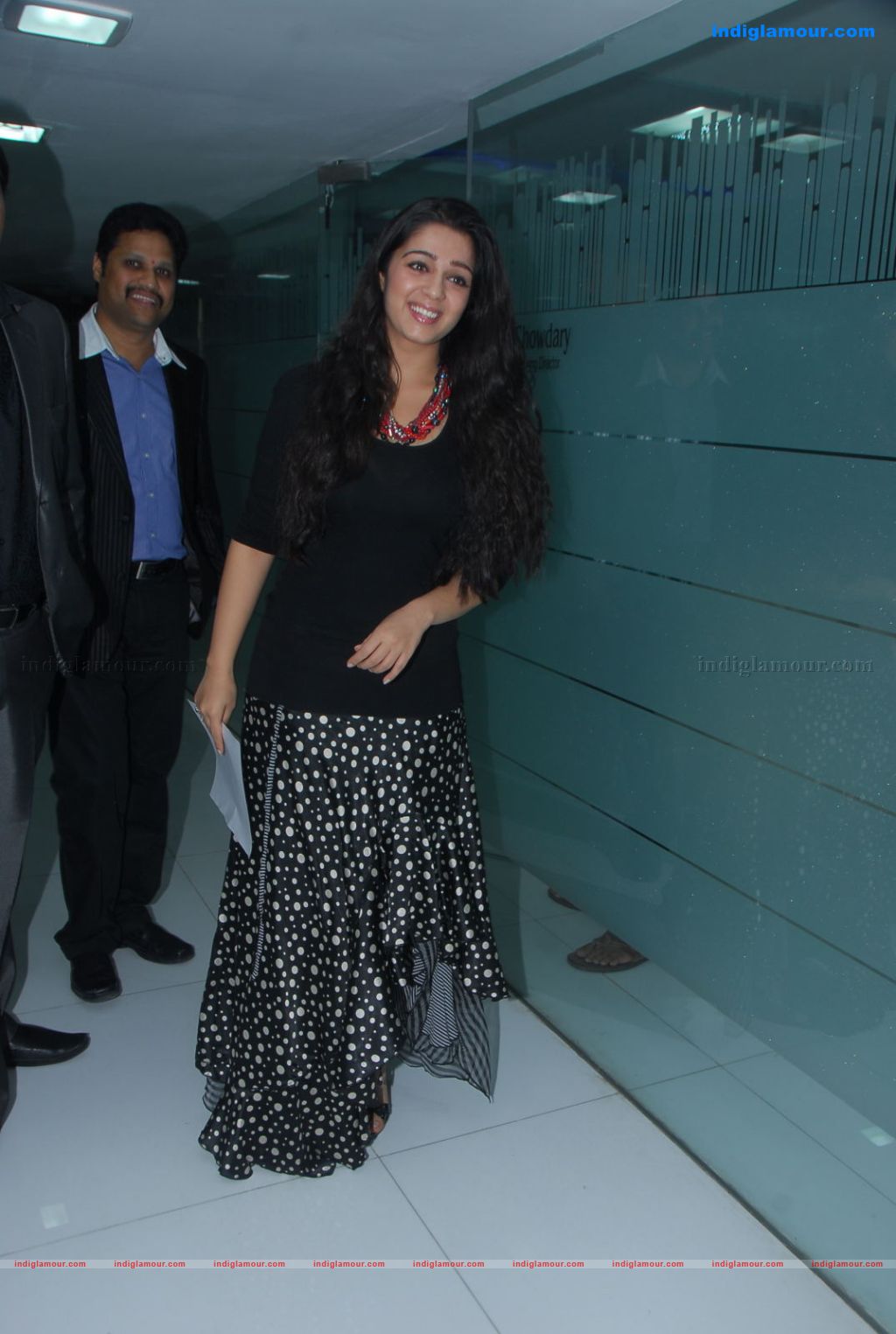 Charmi Actress hd photo