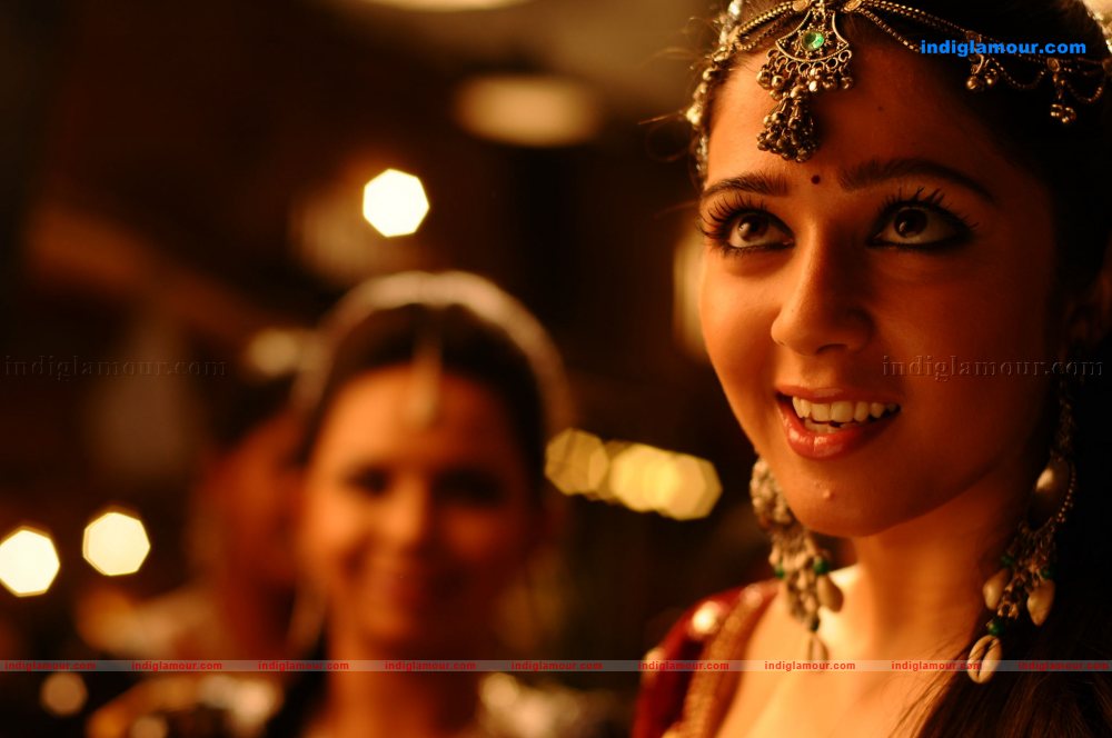 Charmi Actress hd photo